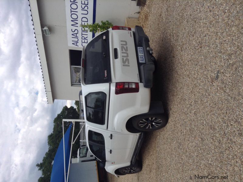 Isuzu KB 250 D-TEQ D/CAB 4x2 X-RIDER in Namibia