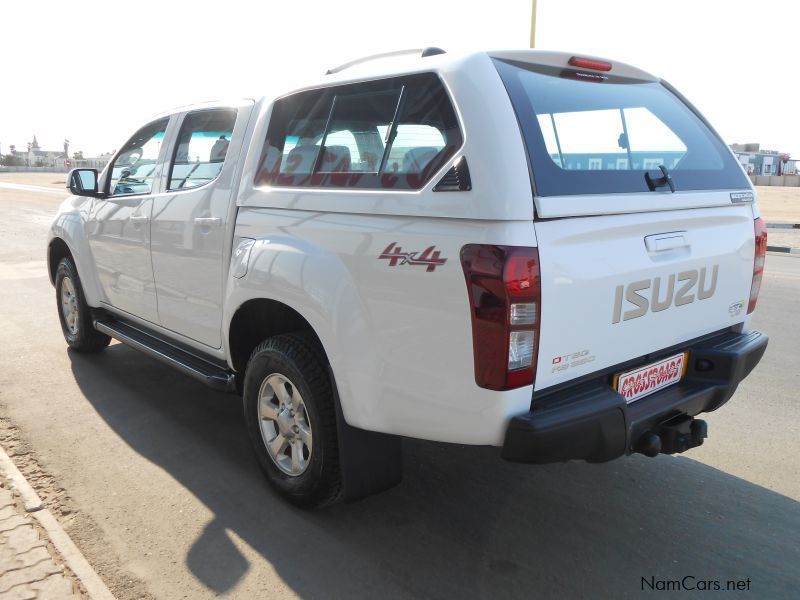 Isuzu KB 250DTEQ LE D/C 4X4 in Namibia