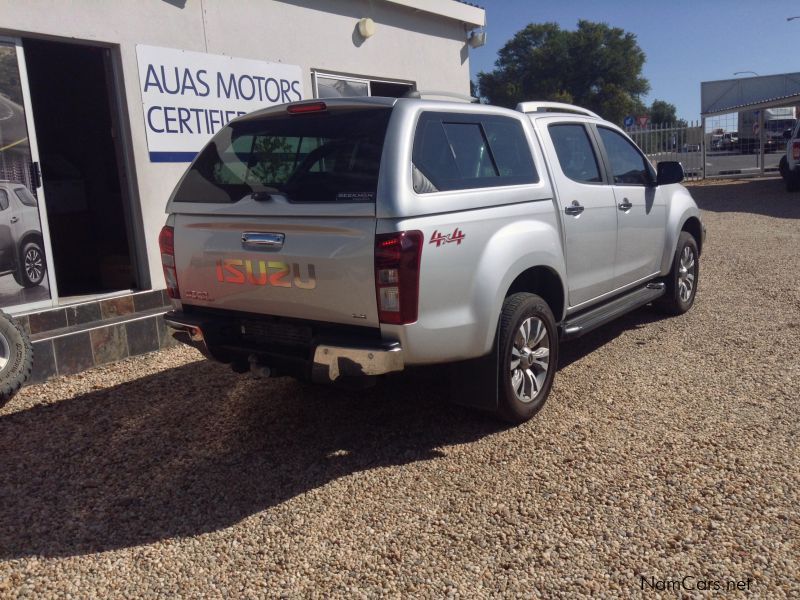 Isuzu KB 300 D-TEQ 4x4 D/CAB LX in Namibia