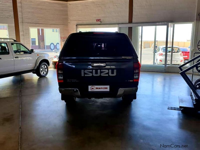 Isuzu KB 300 LX 4x4 A/T in Namibia