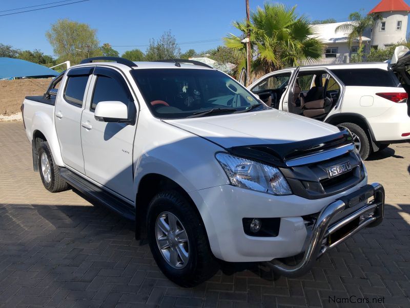 Isuzu KB D/C LE 240 4x4 in Namibia