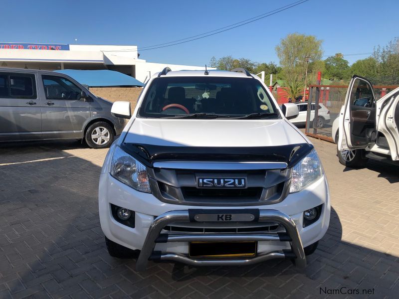 Isuzu KB D/C LE 240 4x4 in Namibia