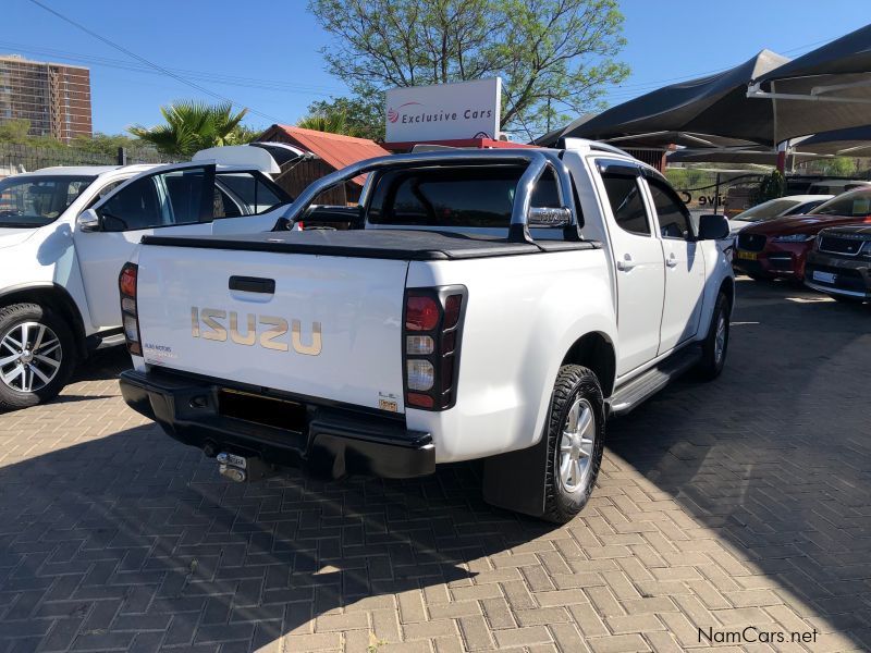 Isuzu KB D/C LE 240 4x4 in Namibia