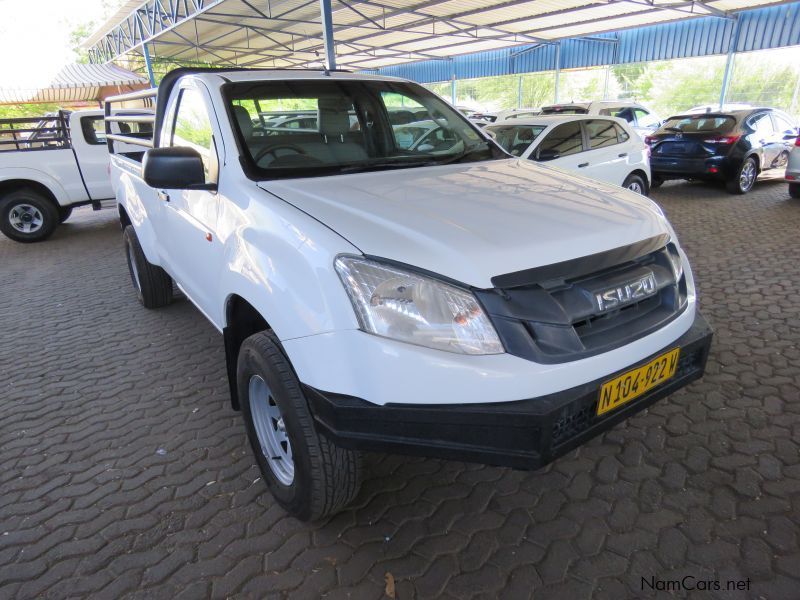 Isuzu KB240 FLEETSIDE 4X4 in Namibia