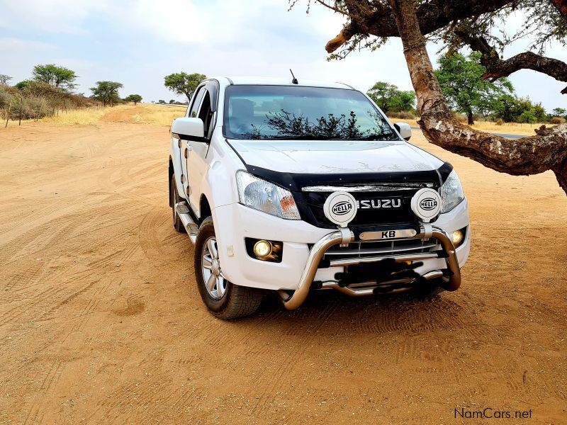 Isuzu KB240 LE 4×4 in Namibia