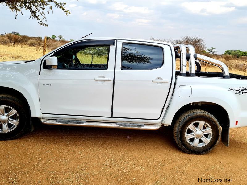 Isuzu KB240 LE 4×4 in Namibia