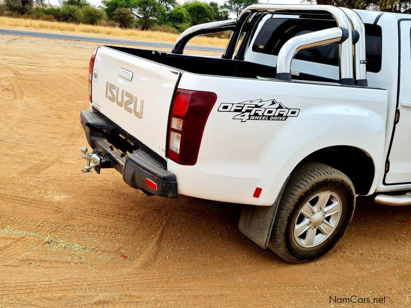 Isuzu KB240 LE 4×4 in Namibia