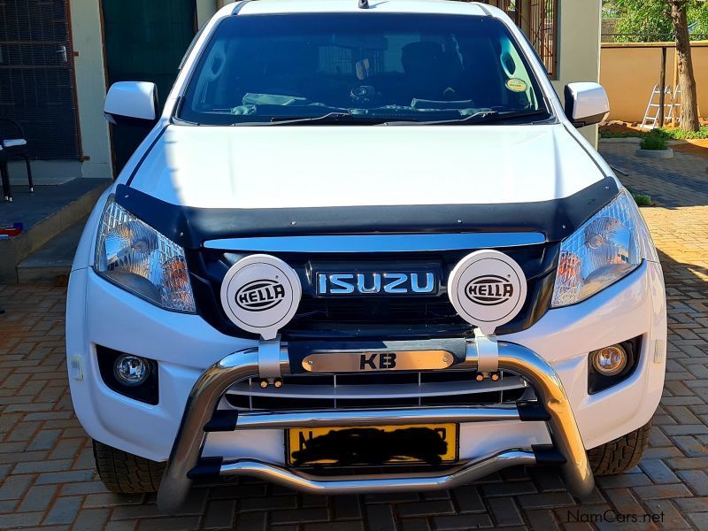 Isuzu KB240 LE Series  4×4 in Namibia