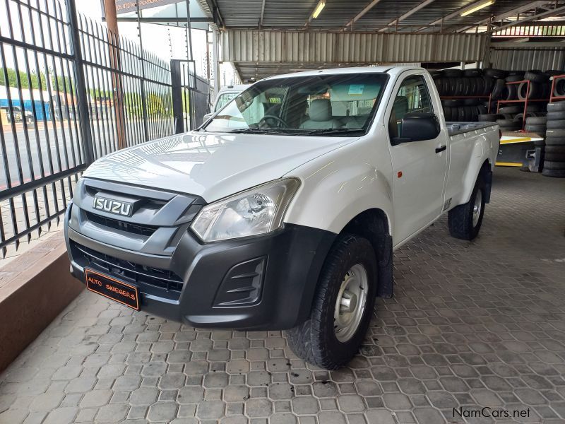 Isuzu KB250 D-Teq Fleetside 2x4 in Namibia