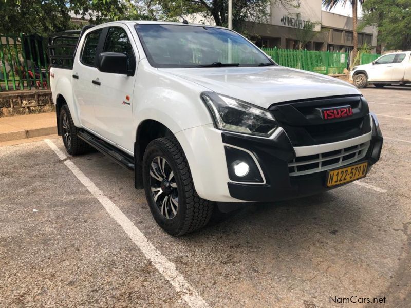 Isuzu KB250 X-Rider 4X4 in Namibia