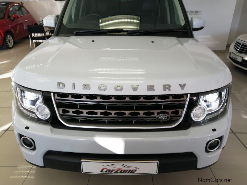 Land Rover Discovery 3.0 TDV6 HSE Graphite Edition in Namibia