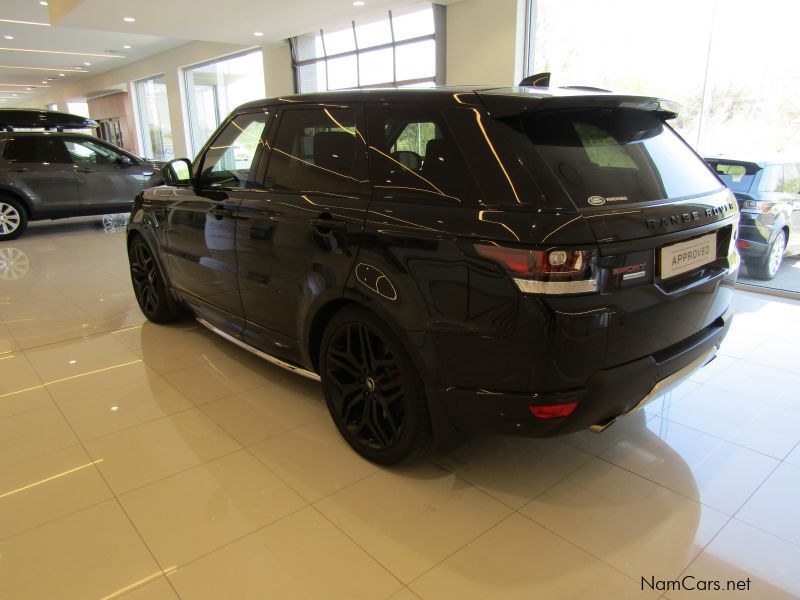 Land Rover RANGE ROVER SPORT in Namibia