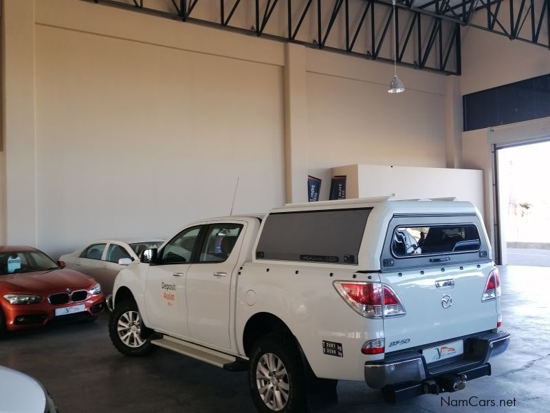 Mazda BT 50 3.2 D/Cab 4x4 in Namibia