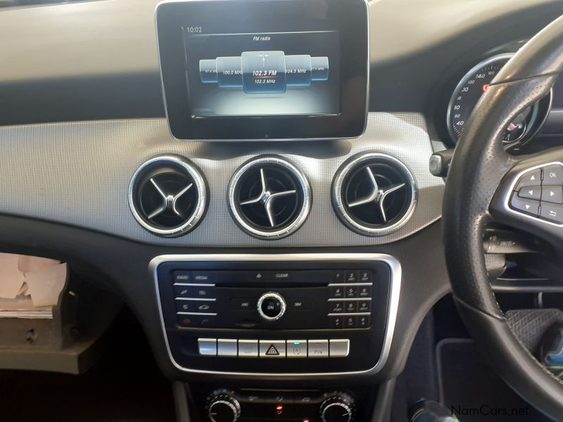 Mercedes-Benz CLA 200 URBAN A/t in Namibia