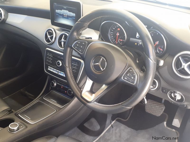 Mercedes-Benz CLA 200 URBAN A/t in Namibia