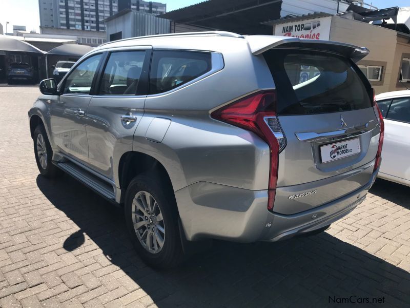 Mitsubishi Pajero 2.4 Sport 8speed in Namibia