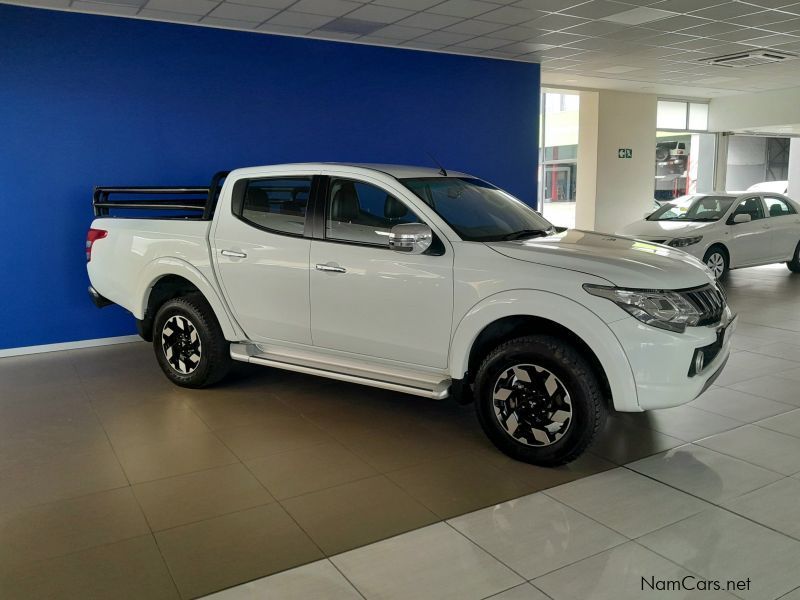 Mitsubishi Triton 2.4 Di-DC 4x4 Manual in Namibia