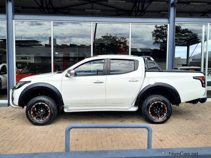 Mitsubishi Triton 2.4 Di-Dc 4x4 A/t in Namibia