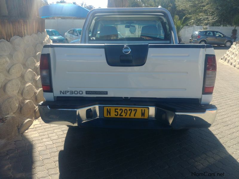 Nissan 2.5 4X4 NP300 in Namibia