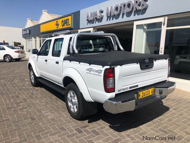 Nissan NISSAN HARDBODY 2.5 D/CAB in Namibia