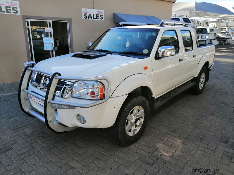 Nissan NP300 2.5 Hardbody 2.5 TDi 4x4 in Namibia