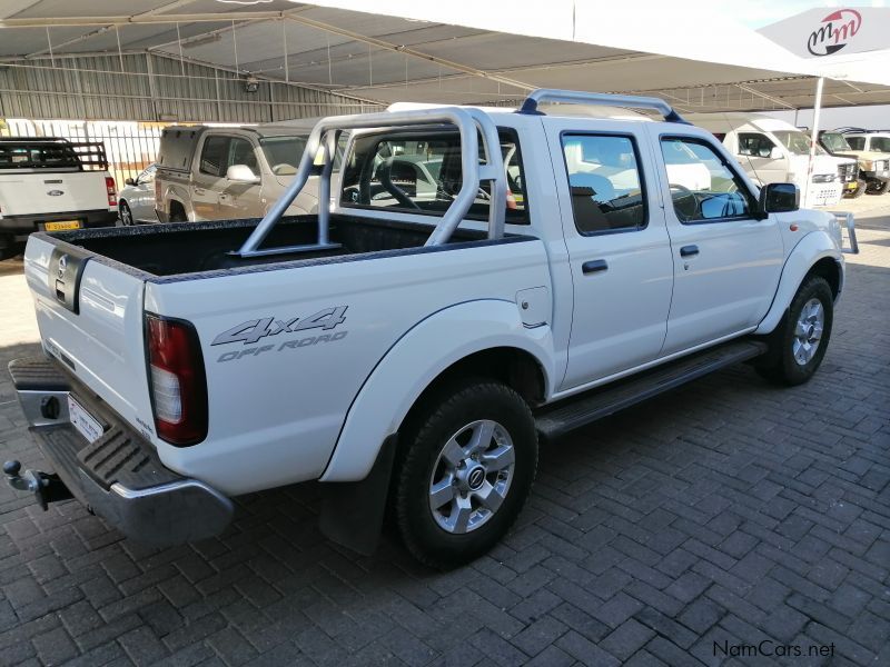 Nissan NP300 2.5 Hardbody 2.5 TDi 4x4 in Namibia