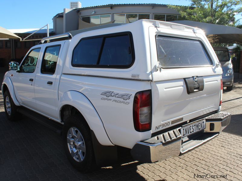 Nissan NP300 2.5CDI D/C 4X4 in Namibia