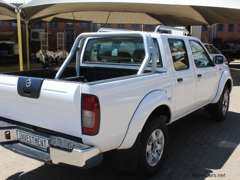 Nissan NP300 2.5CDI D/C 4X4 in Namibia