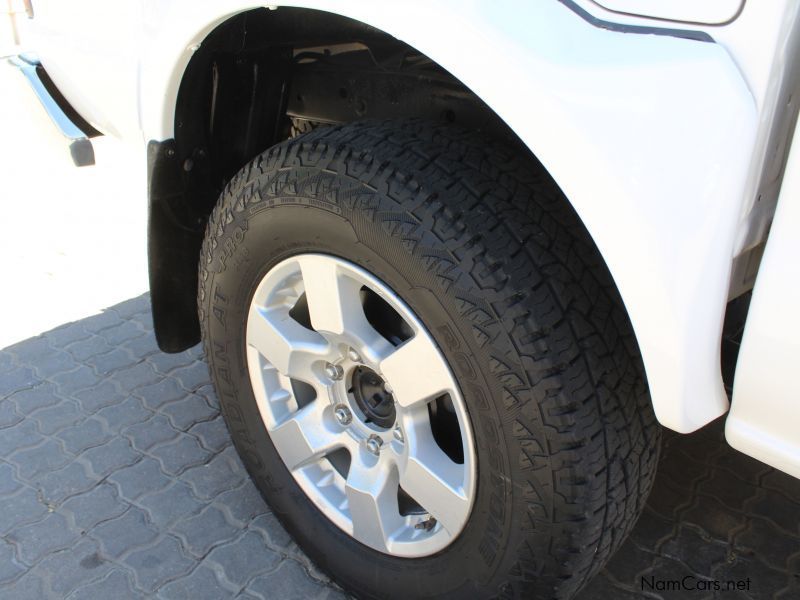 Nissan NP300 2.5CDI D/C 4X4 in Namibia