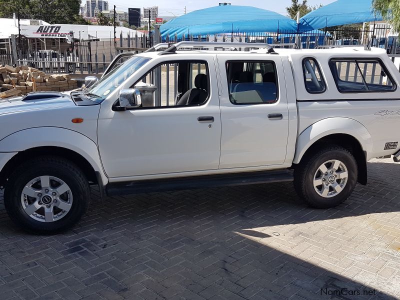 Nissan NP300 2.5TDi 4x4 Double Cab in Namibia