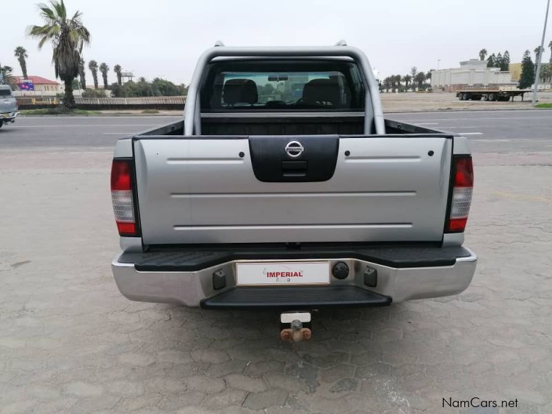 Nissan NP300 2.5Td D/c 4x4 in Namibia