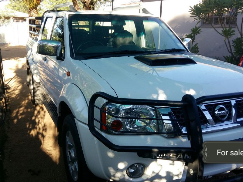 Nissan NP300 2.5d 4x4 DC in Namibia