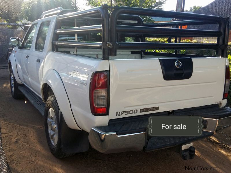 Nissan NP300 2.5d 4x4 DC in Namibia