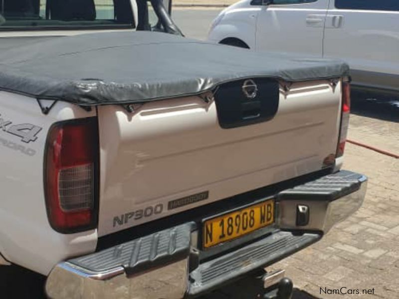 Nissan Np300 2.5 4x4 in Namibia