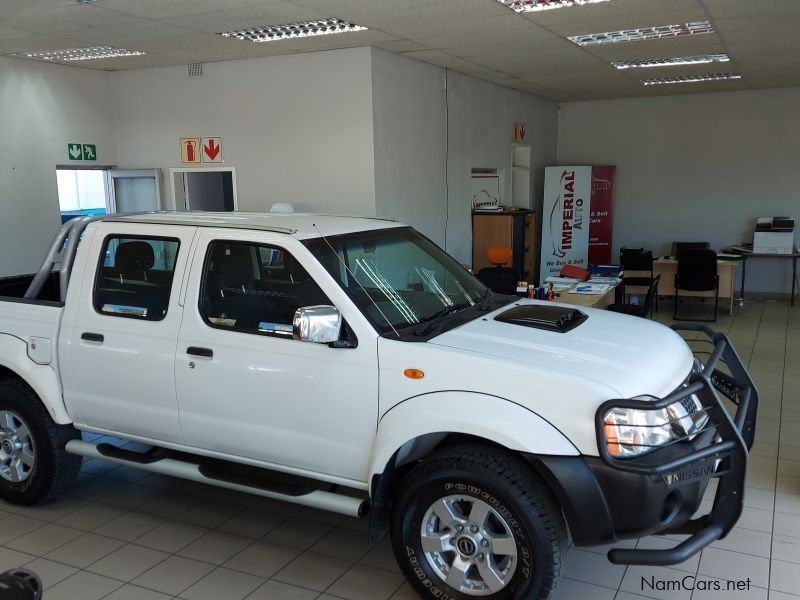 Nissan Np300 2.5 Tdi 4x4 P/u D/c in Namibia