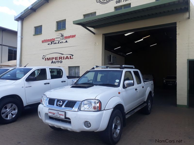 Nissan Np300 2.5 Tdi 4x4 P/u D/c in Namibia