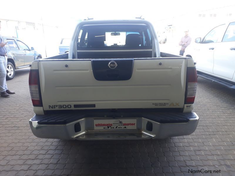 Nissan Np300 2.5 Tdi 4x4 P/u D/c in Namibia