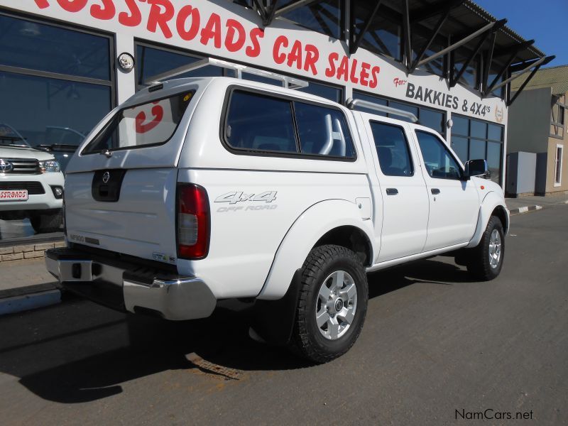 Nissan Np300 2.5 Tdi D/c 4x4 in Namibia