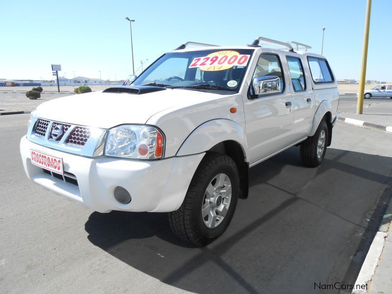 Nissan Np300 2.5 Tdi D/c 4x4 in Namibia