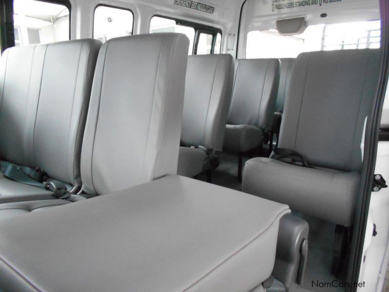 Nissan Nv 350 2.5 16 Seat Impendulo in Namibia