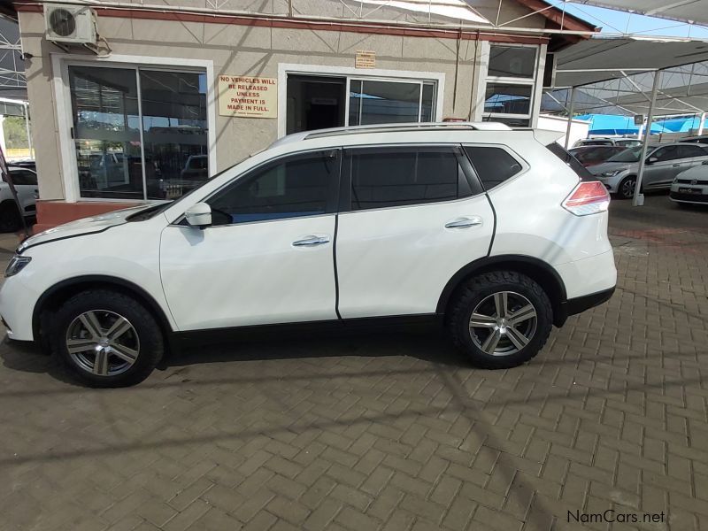 Nissan X-Trail in Namibia