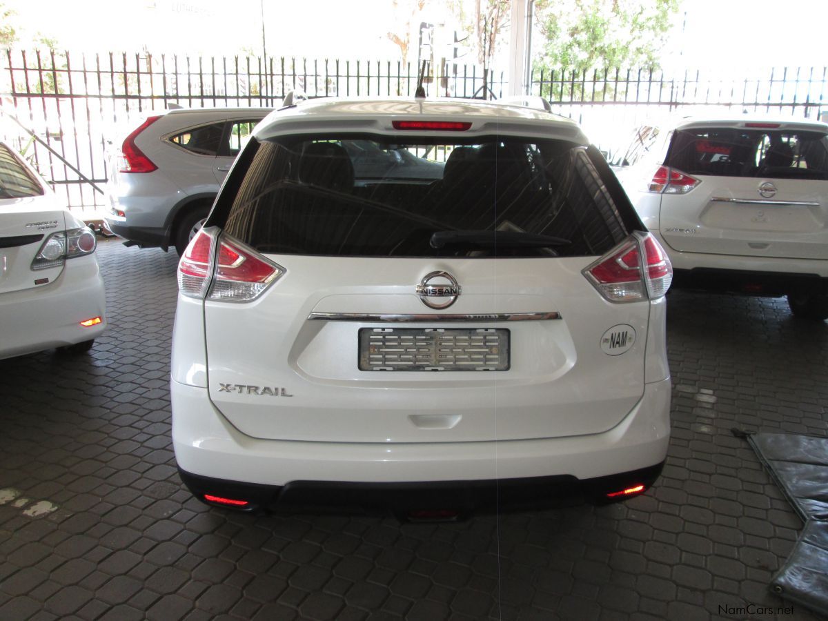 Nissan X-trail 2.5 4x4 A/T in Namibia