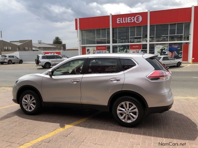 Nissan XTrail in Namibia