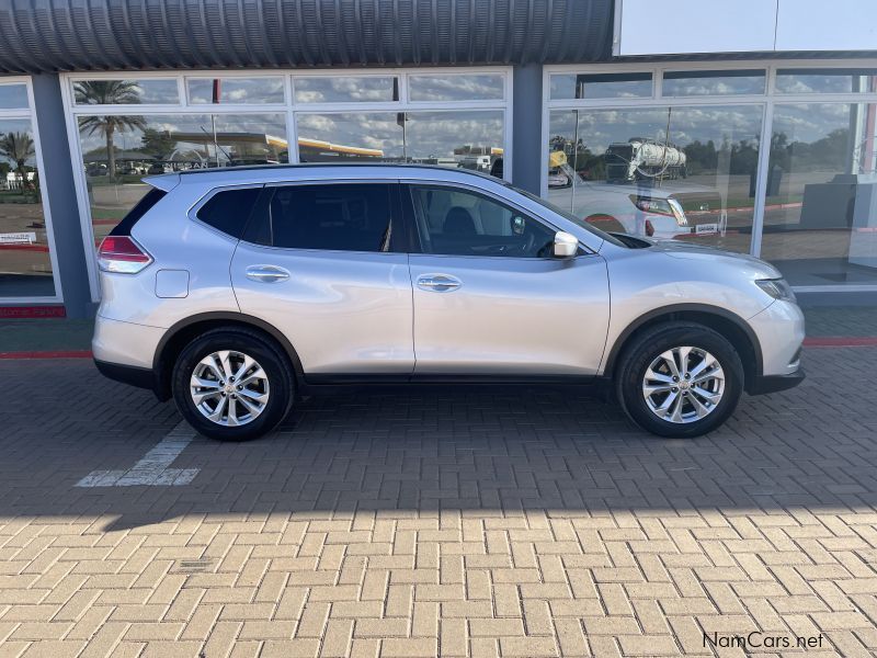 Nissan Xtrail 2.0 Visia M/T XE in Namibia