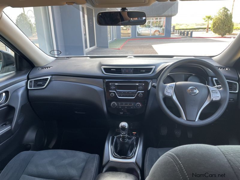 Nissan Xtrail 2.0 Visia M/T XE in Namibia