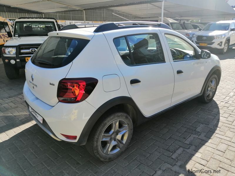 Renault Sandero 900T Stepway Expression in Namibia