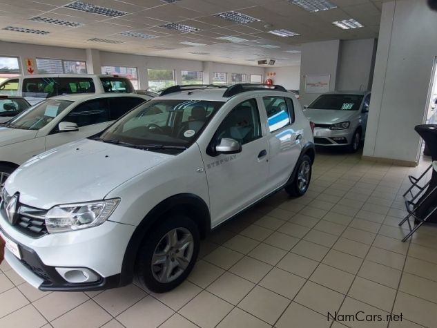 Renault Sandero 900t Stepway Expression in Namibia