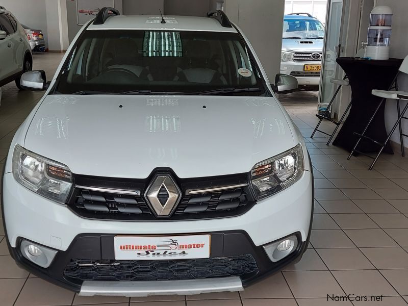 Renault Sandero 900t Stepway Expression in Namibia