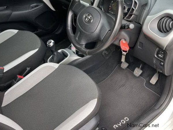 Toyota Aygo X-play 1.0 in Namibia