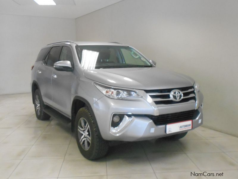 Toyota FORTUNER  2.4 4X4 in Namibia